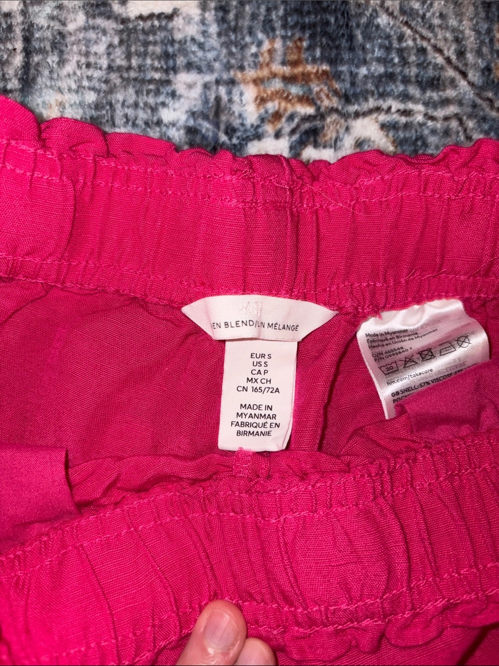 H&M Bright Pink Linen Blend Pull On Shorts - Picture 2 of 3